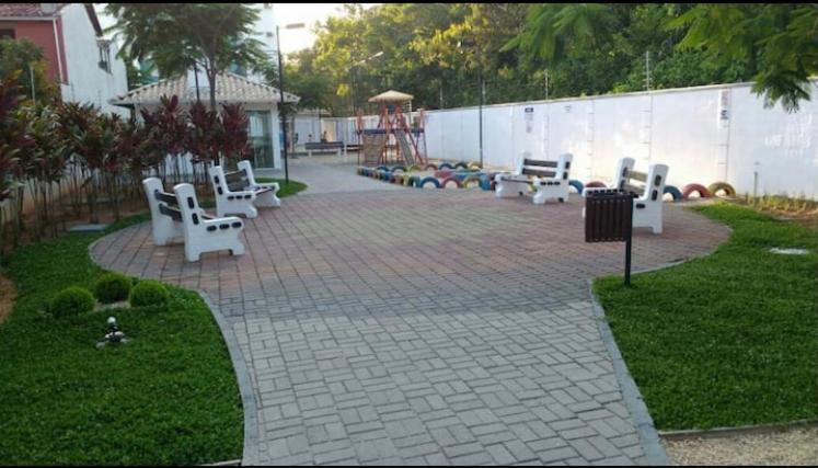Apto Em Easy Club Encantador Com Piscina. Apartamento Piçarras Exterior foto