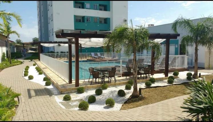 Apto Em Easy Club Encantador Com Piscina. Apartamento Piçarras Exterior foto